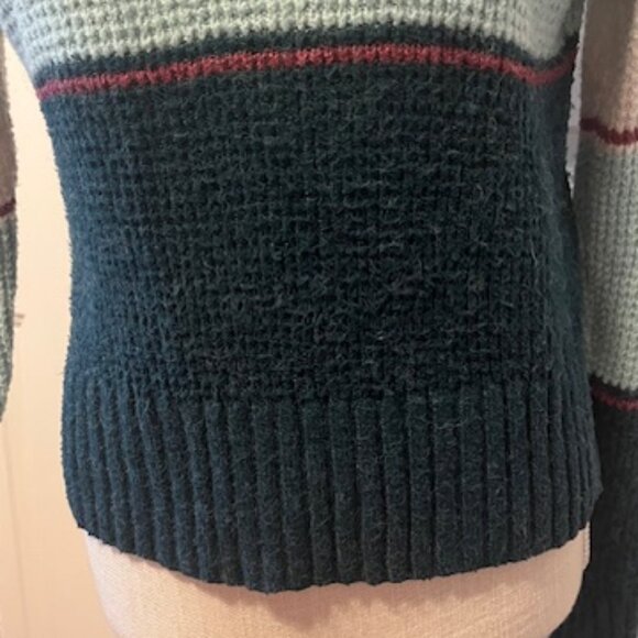 SO Colorblock Waffle Knit Sweater - Picture 6 of 16